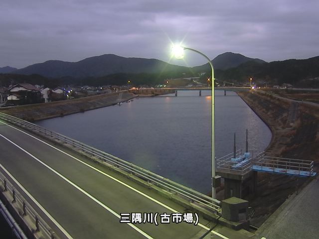 三隅川（三隅町古市場）