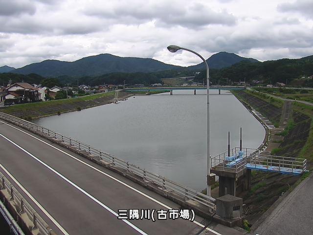 三隅川（三隅町古市場）